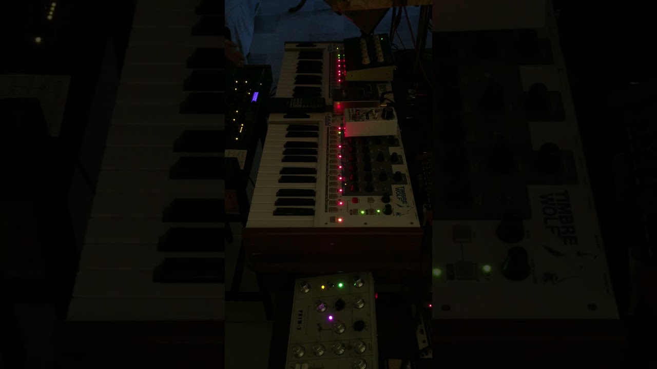 Deep Light Techno My/Dark Energy - Ritm2- MoPhoX4 #electronicmusic #music #analogsynth #techno #akai