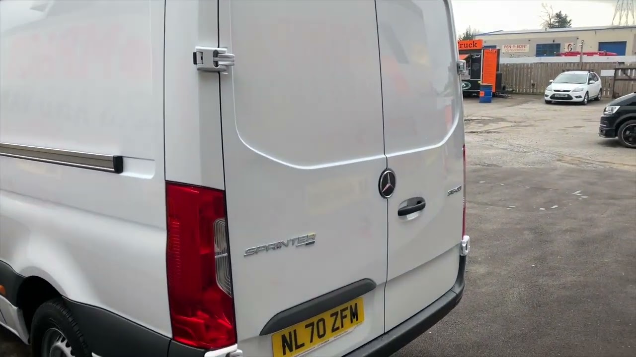 2020 (70) Mercedes-Benz Sprinter 3.5t H2 Progressive Van