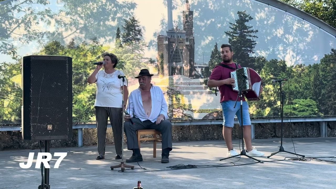 Festa de São Cristóvão na Sra da Penha Guimarães com Irene de Gaia e carvalho de cucana 26/7/25 🪗🇵🇹🌏