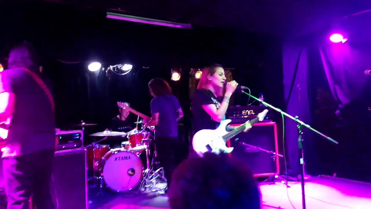 EYES SET TO KILL - ATTENTION (CHARLIE PUTH COVER) LIVE IN MONTREAL 2019-07-10