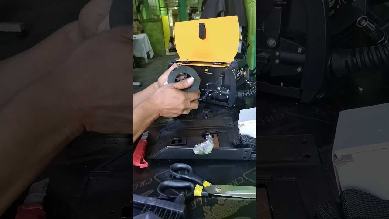 POWERHOUSE MIGWELD-200TECH Inverter Gasless MIG Welding Machine (Flux Cored) unbox & testing