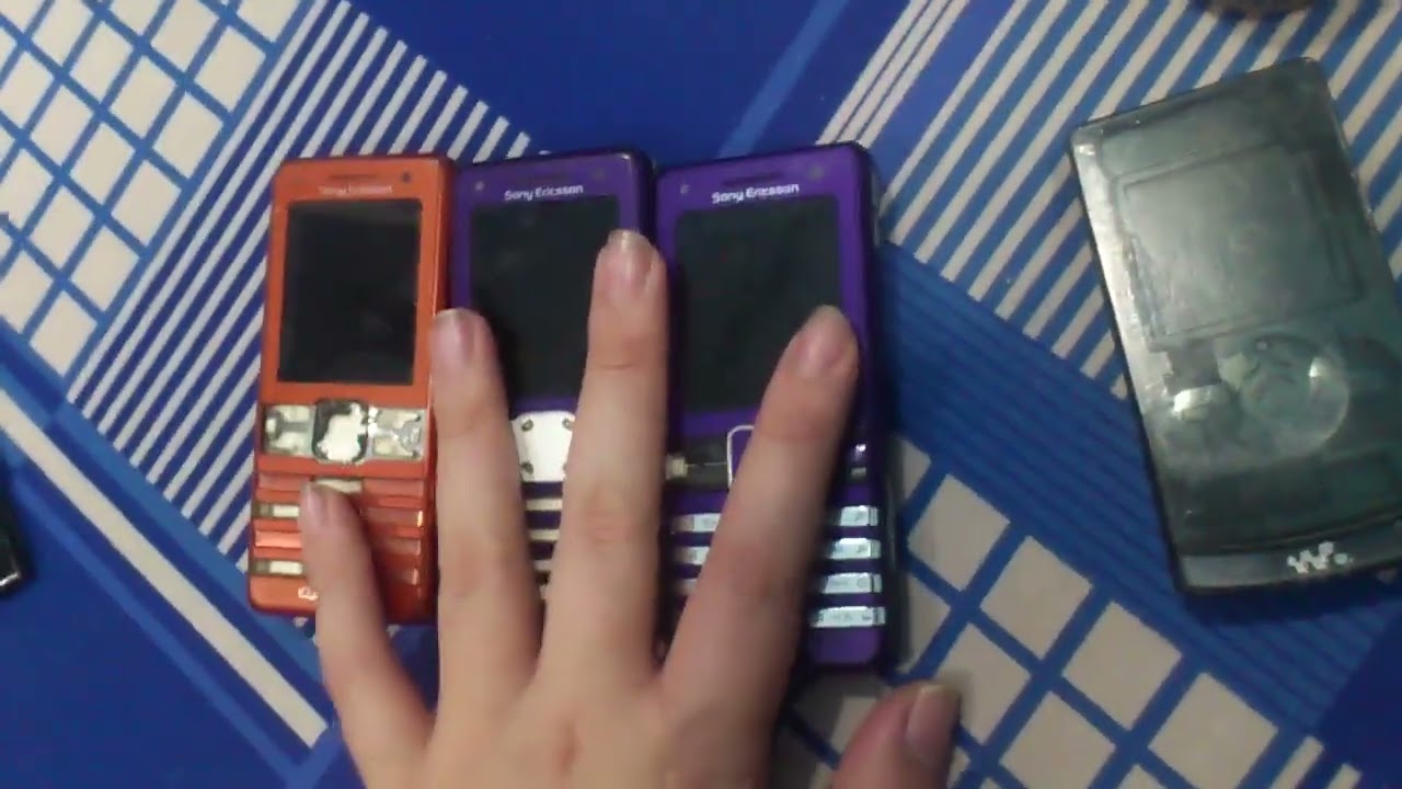 Sony/Sony Ericsson phone collection - 19th January 2026.