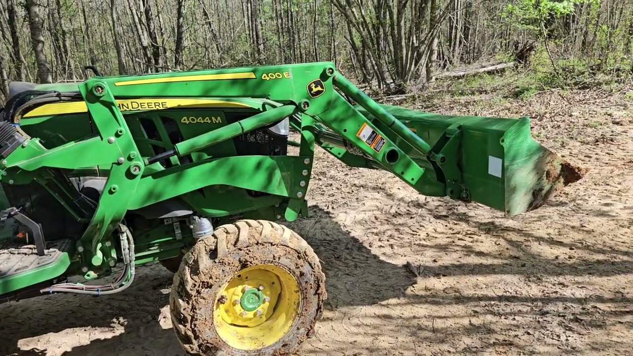 John Deere 4044M with 400E loader #johndeeretractor