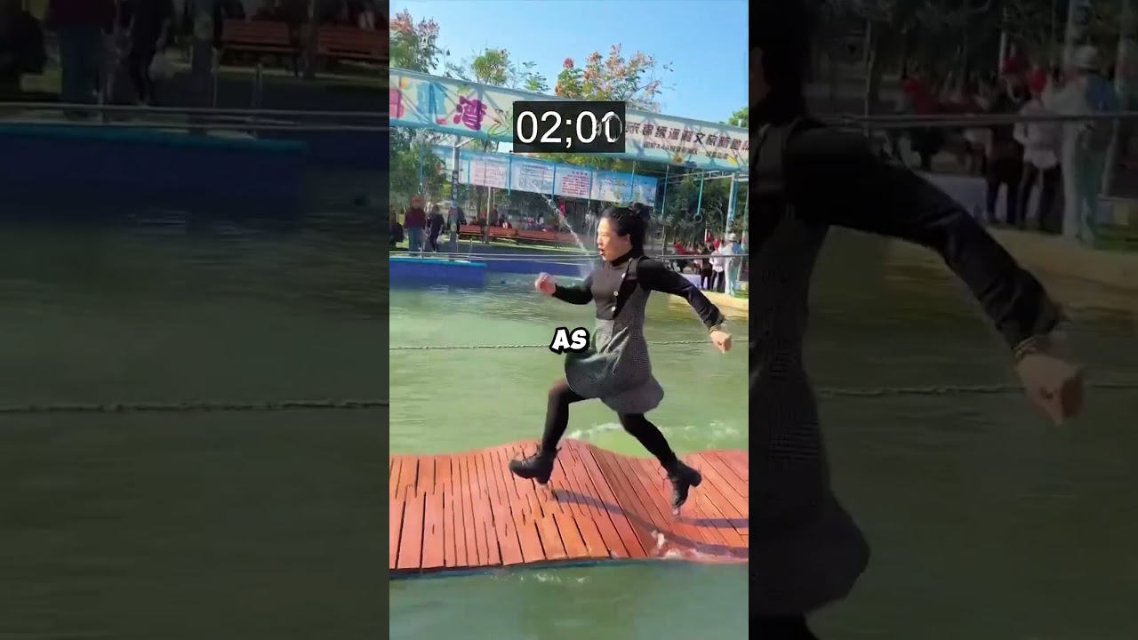 Moving Bridge requires you to use both your Balance and Coordination Skills! (Via: @liuxiaoqi101/TT)