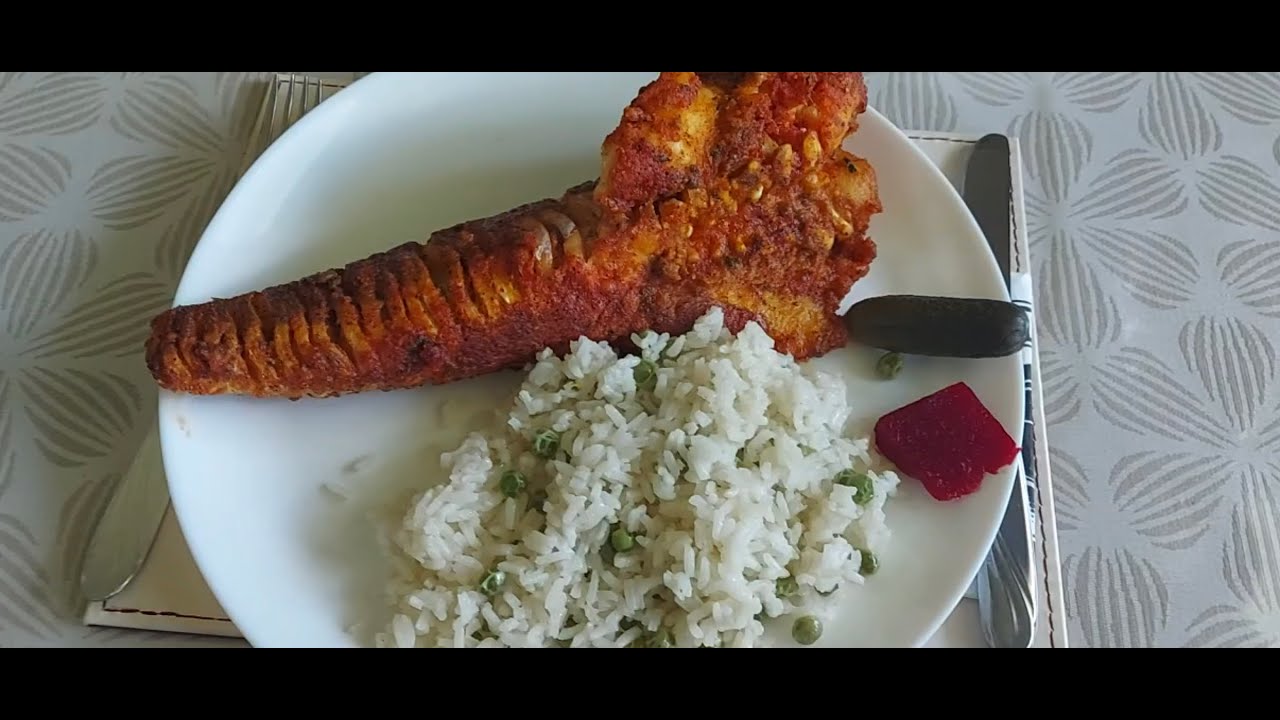 Dumálós ebédötlet,  rántott hal készült, rizzsel.