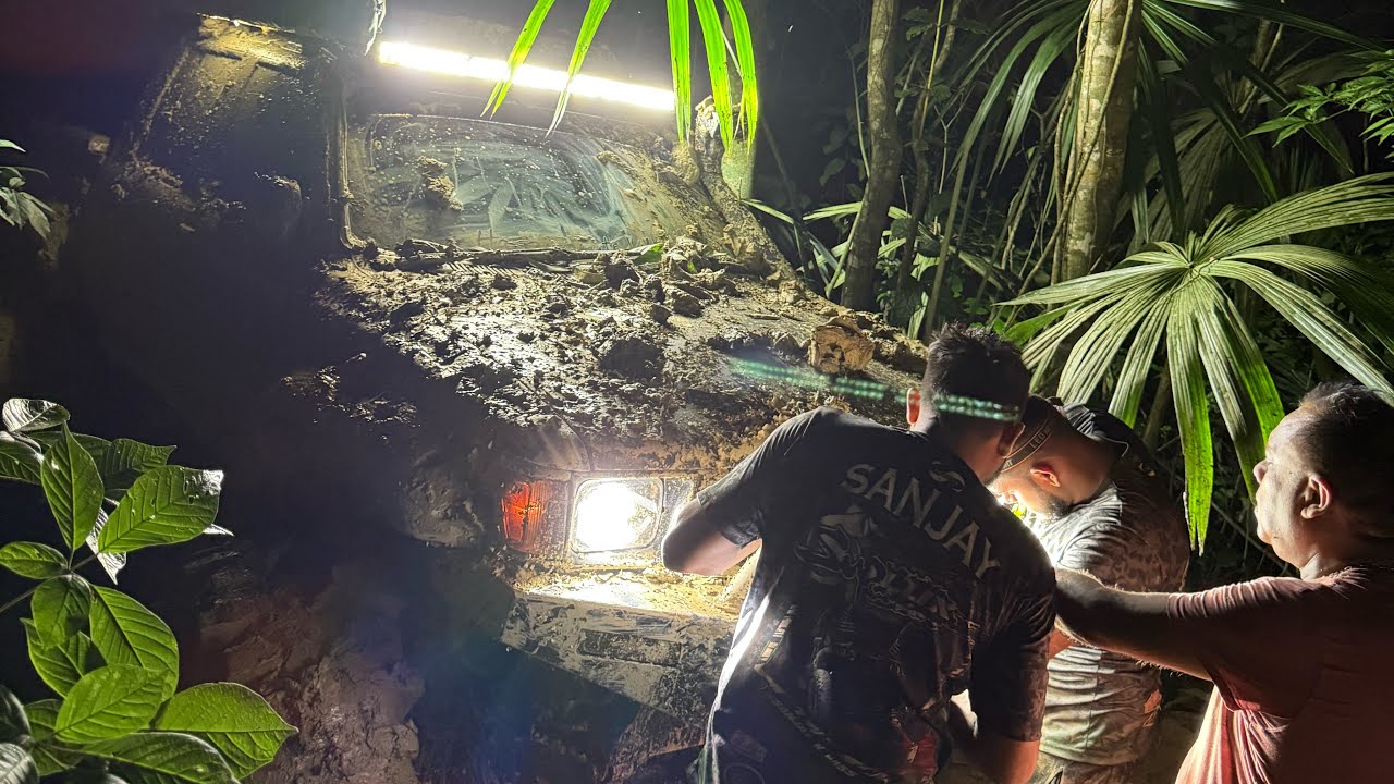 ‼️OFFROAD TRINIDAD‼️| 2jz Swapped Hilux | V8 Boys and more| Short&Sweet2 kicked us to the curb!.
