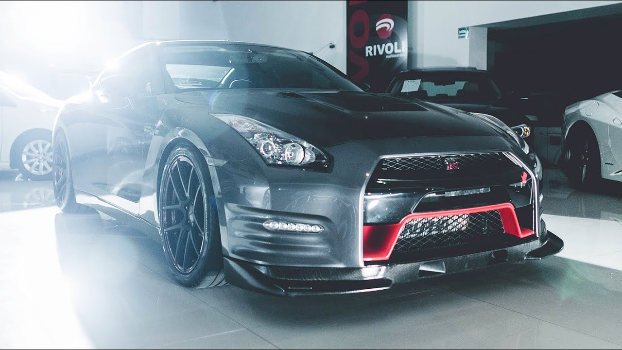 Nissan GTR R35 - Godzilla // KeepCars