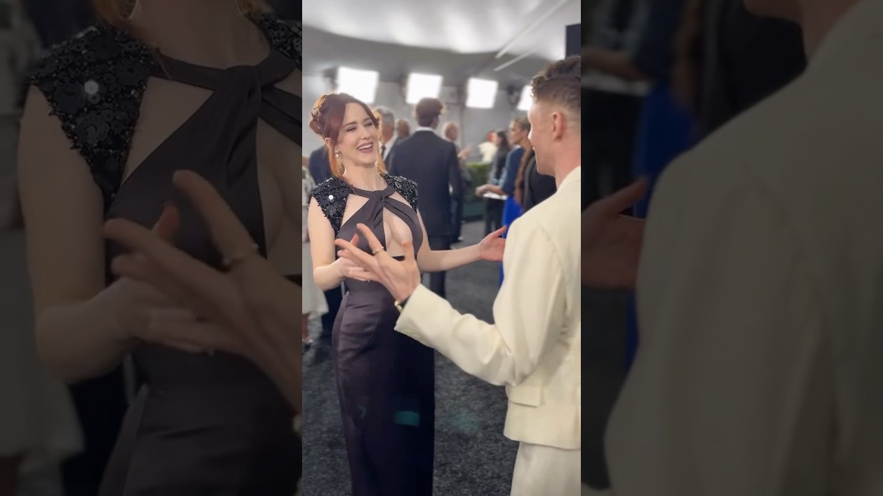 We love this moment between #rachelbrosnahan and #chrisperfetti! #criticschoice