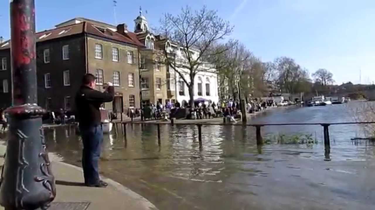 High tide in Richmond ... but not the highest ever :)
