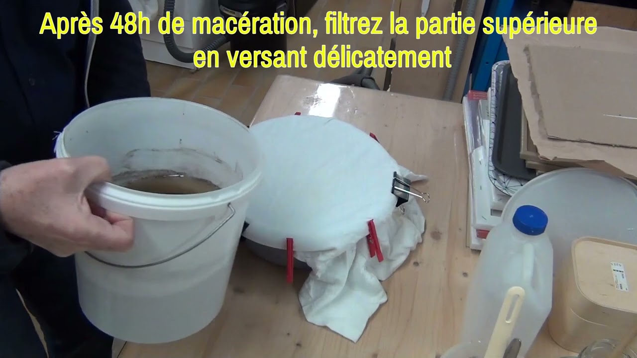 Lessive de cendres pour nettoyer la vitre de l'insert