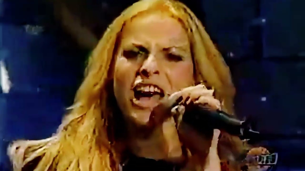 Marie-Mai Ici Maintenant en direct  lors de l'artiste du mois de septembre 2007 MusiquePlus 