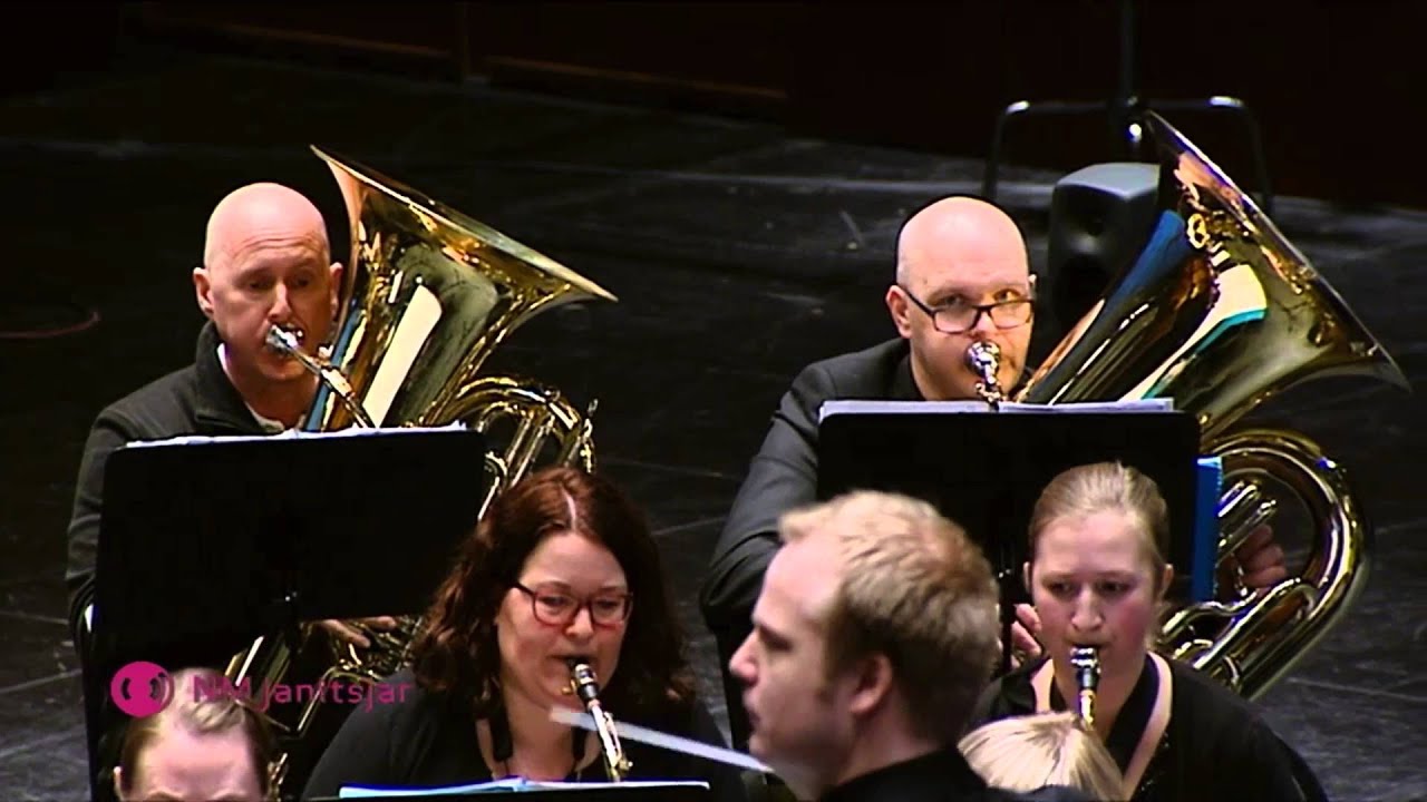 Divertimento for band (Vincent Persichetti) - Performance by Opus 82 (Norway 2016)
