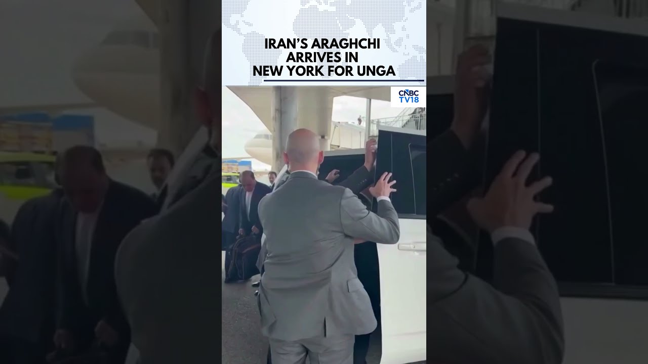 Iran FM Araghchi Arrives In New York Ahead of UNGA General Debate | Iran-U.S. Conflict | N18G