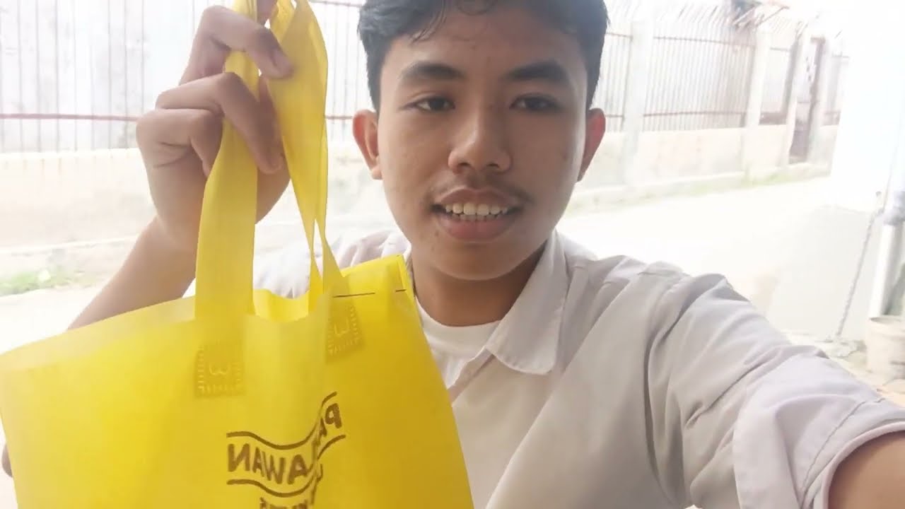 ANAK LANANG ISTIRAHAT KERJA LANJUT MAKAN BEKEL E