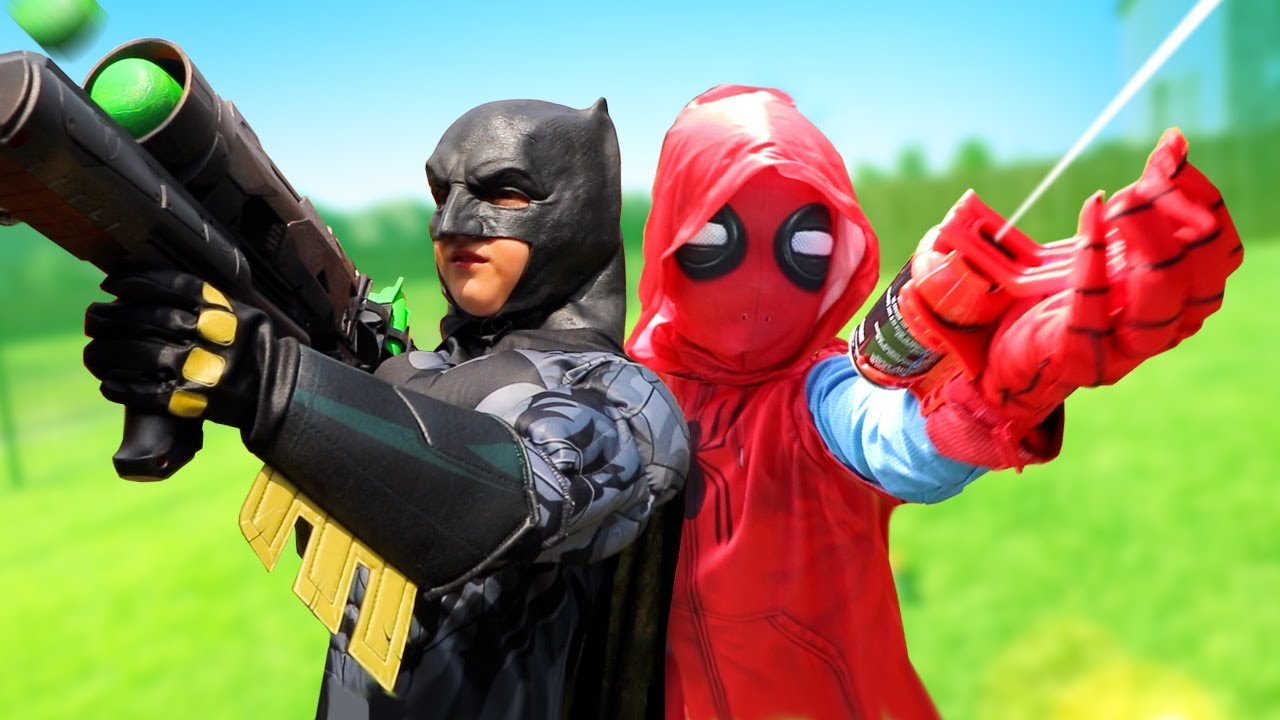 Little Flash Tests Ultimate SuperHero Nerf Gear!
