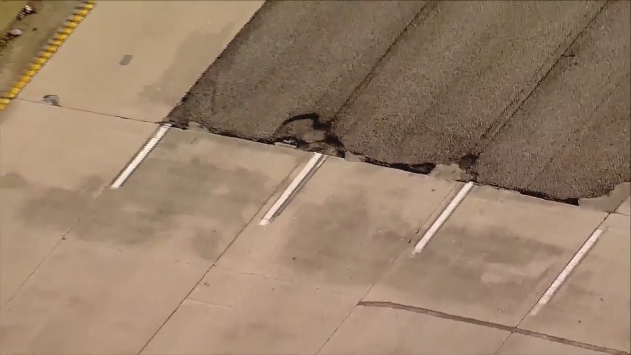Tire shatters after driver hits pothole on I-270