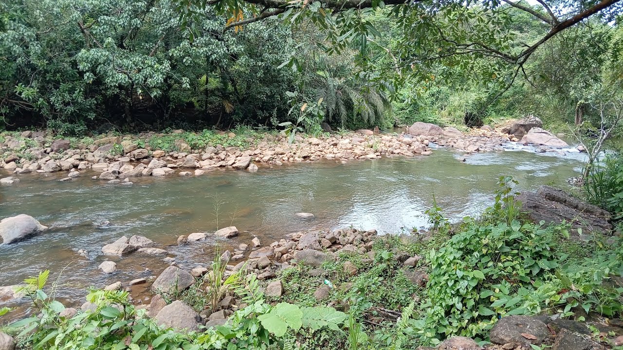 Labugama waterfall