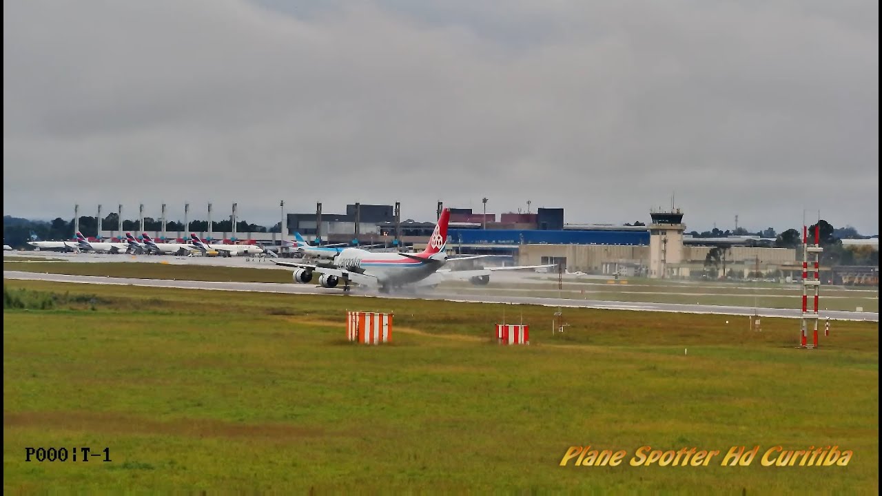 SBCT LIVE- C&acirc;mera ao vivo (24h)- Aeroporto Internacional Afonso Pena (CWB/ SBCT)  19/10/2023