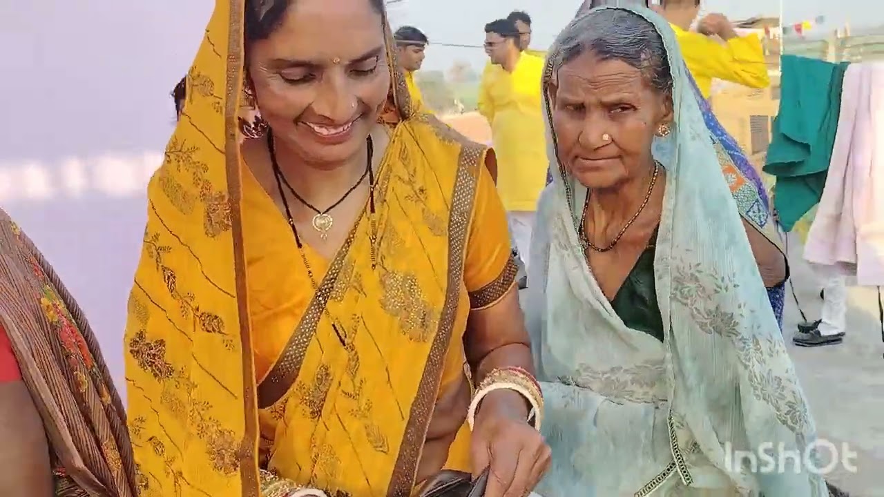Vlog-#58 माता जी के पूजा के बाद हुआ हल्दी में देवर भाभी में competition 😁😁 एक रश्म में 