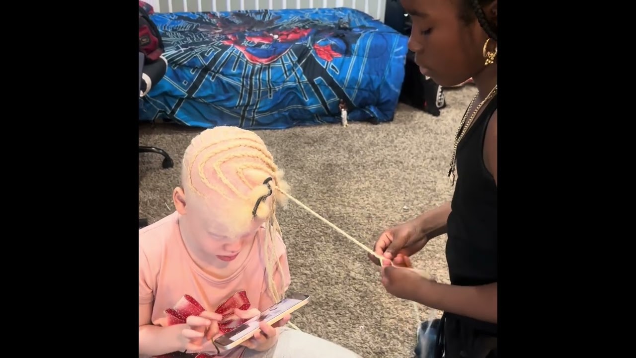 One Thing Tiny TooToo gone do is braid some hair ☕️