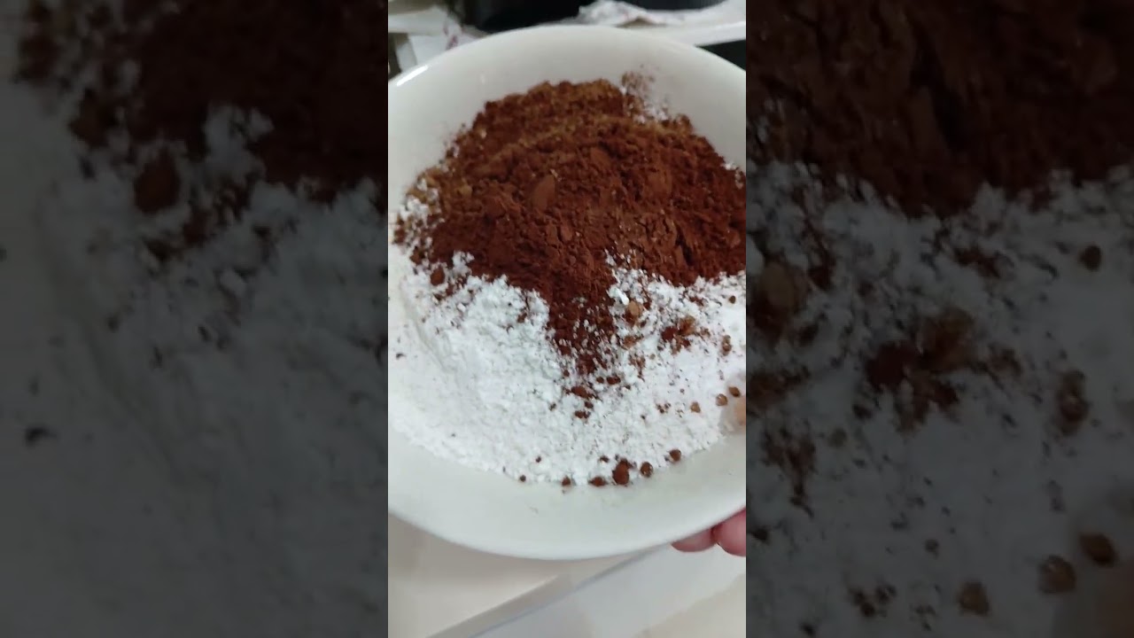 BAKING CHOCOLATE CHIPS COOKIES