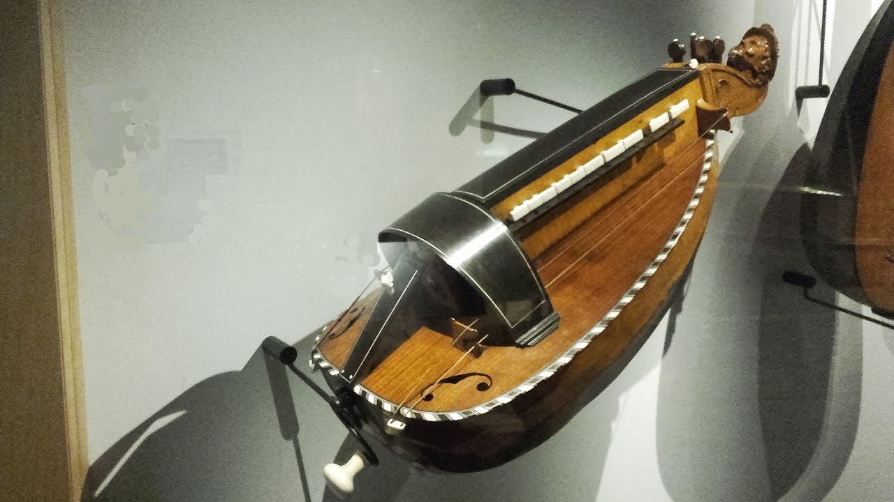 La belle vielleuse à Souvigny, Michel Corrette