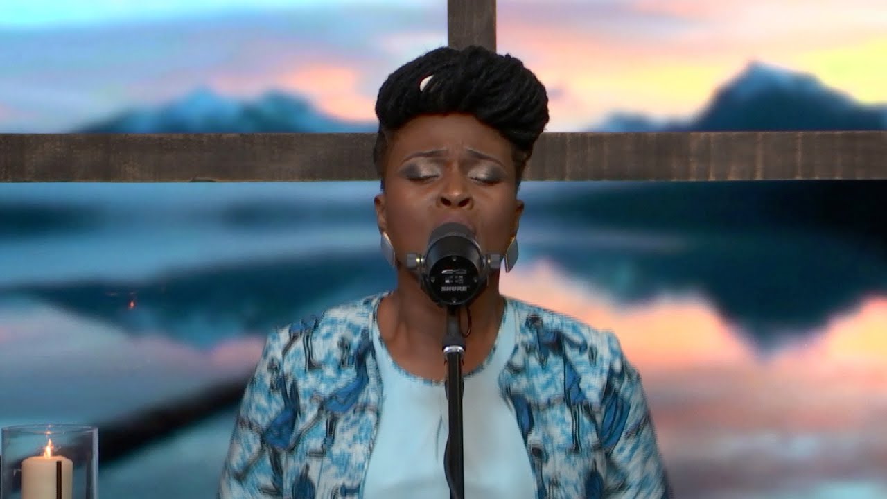 Emmanuel - Hosanna clips - Dena Mwana