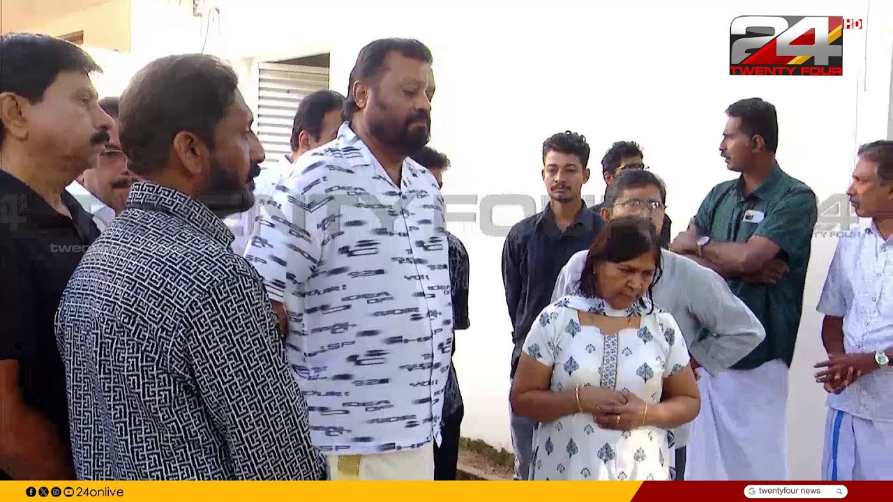 കേന്ദ്രമന്ത്രി സുരേഷ് ഗോപി ശ്രീനിവാസന്റെ വീട്ടിലെത്തി കുടുംബാംഗങ്ങളെ സന്ദർശിച്ചു