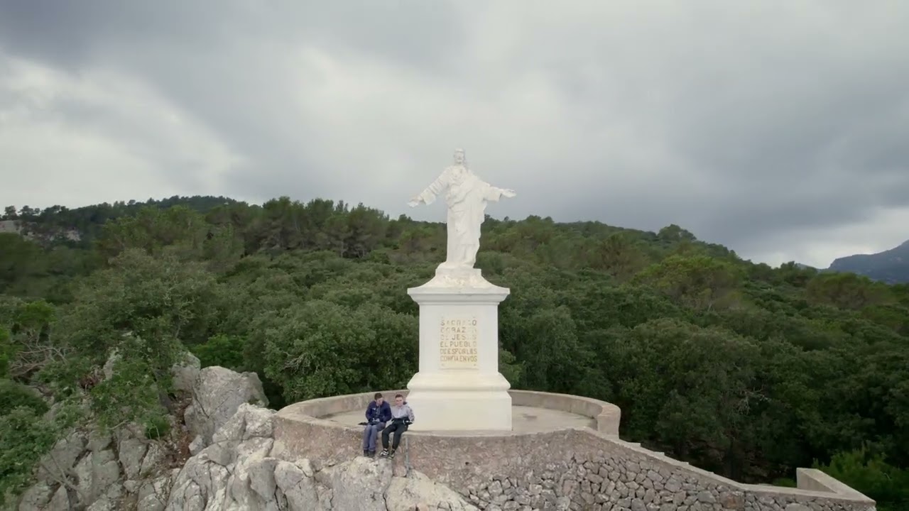 Esporles, Serra de Tramuntana, Mallorca. DJI air 2S