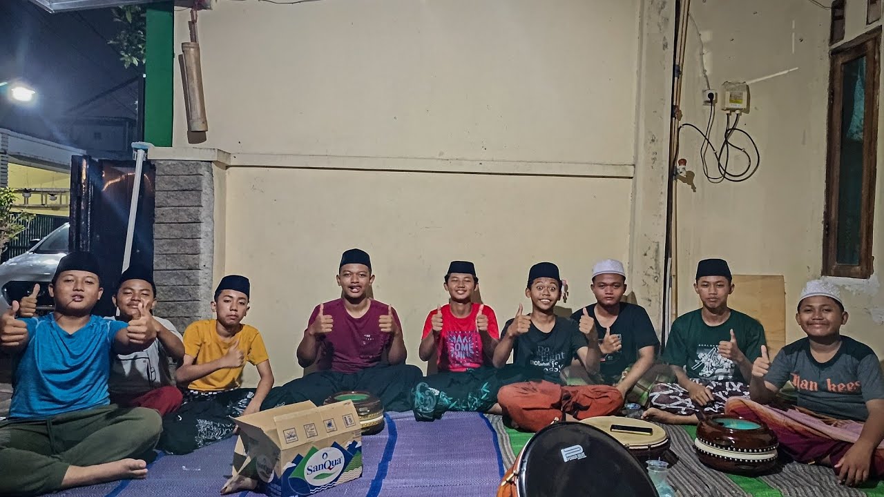 Ngeri parah 🔥!!! Latihan sholawat full semangat 😁#sholawat #hadroh #mahalulqiyam #viral 