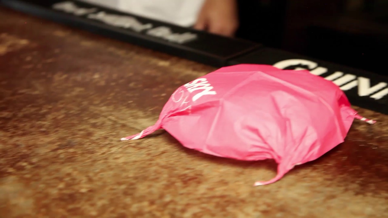 Bar Gag with Napkin & Lemon - The Bar Crab - Sideshow Pete