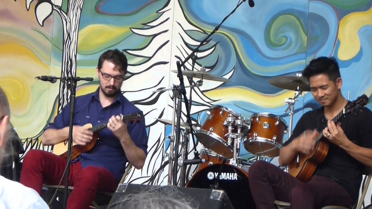 Winnipeg Folk Festival - Uke Nation-  My Guitar Gently Weeps