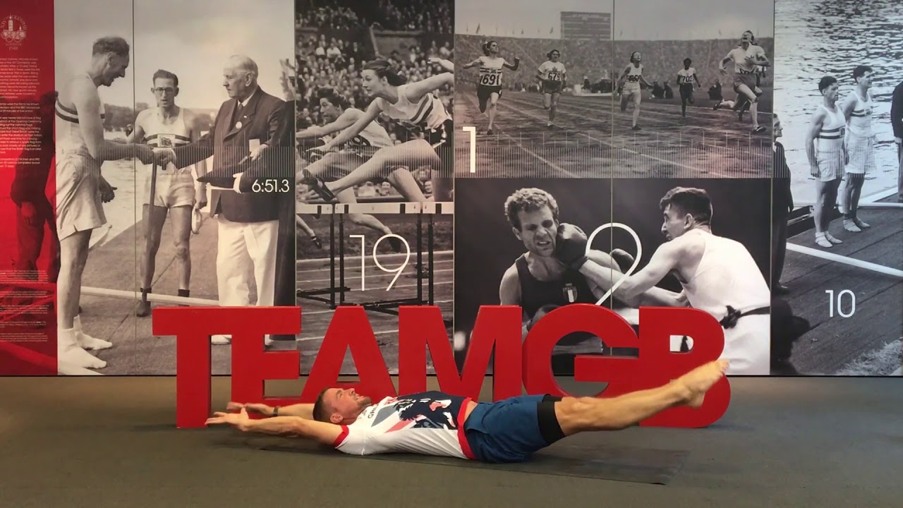 Leon Taylor's 12 minute core class | Workout Wednesday