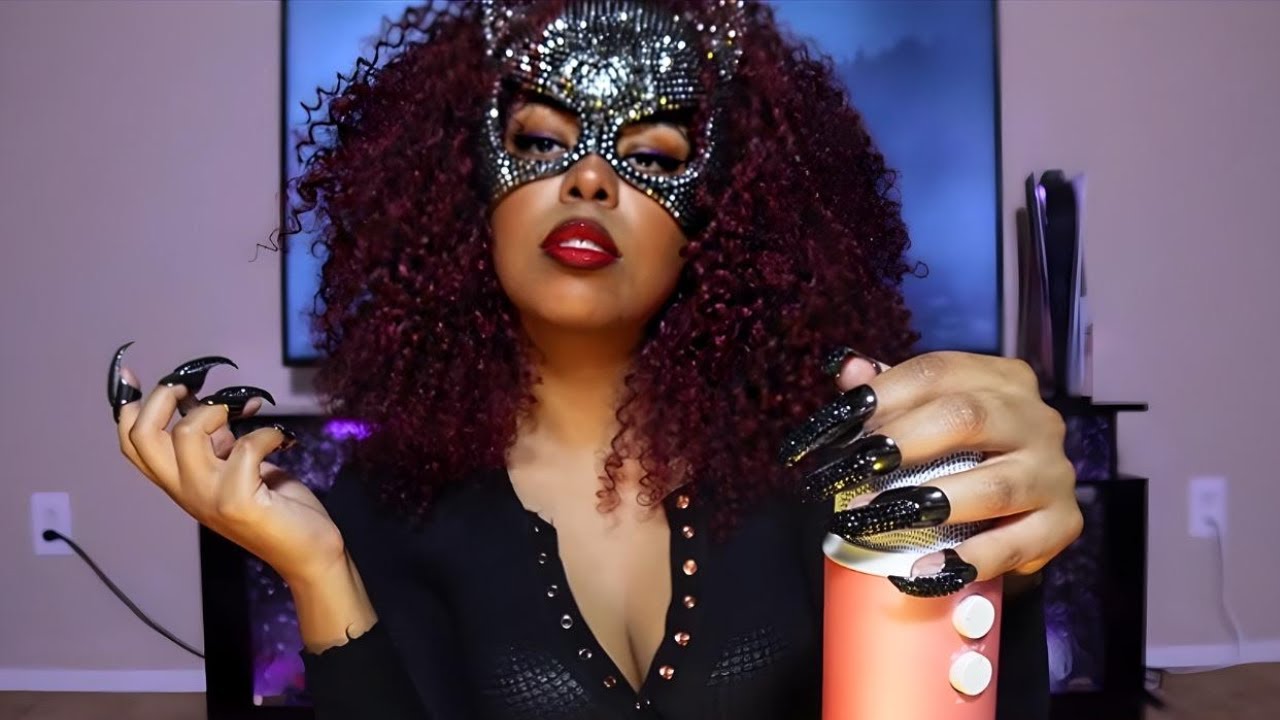ASMR Catwoman Scratches Your Back & Chews Gum 🎃 SPOOKTOBERR