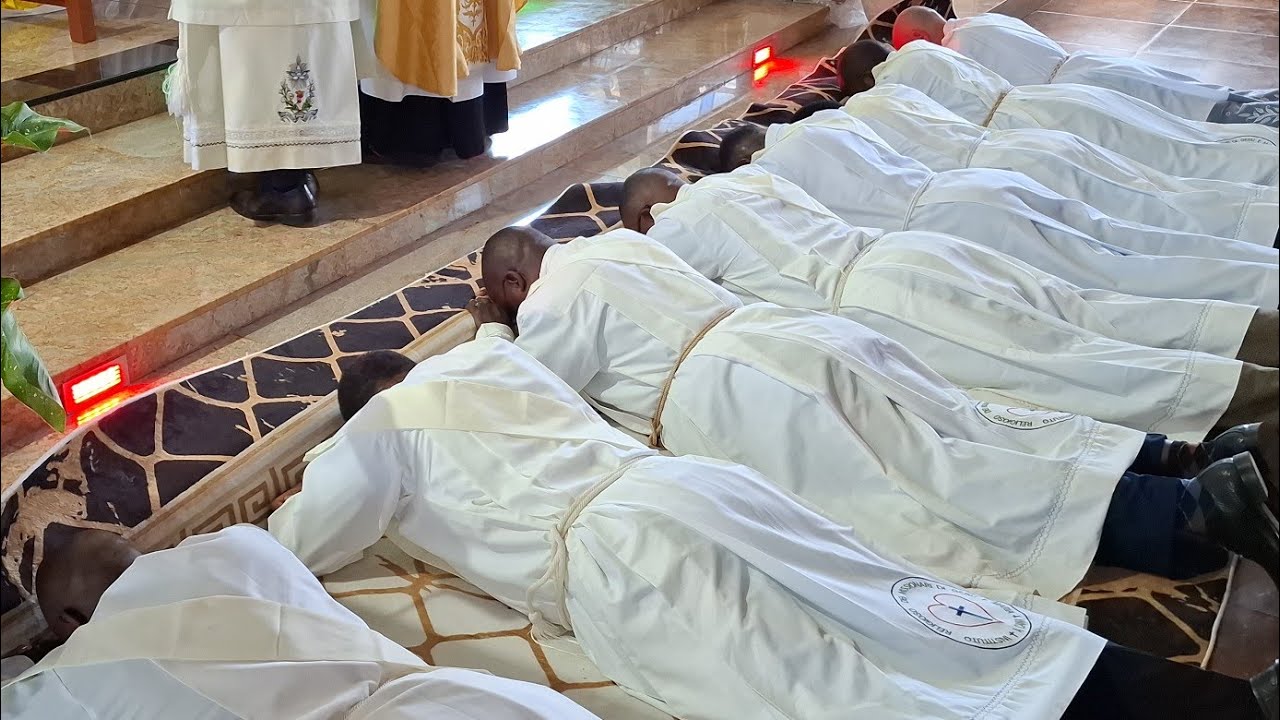 LITANIA YA KUWAOMBEA  MASHEMASI NANE WA SHIRIKA LA YESU NA MARIA WA KANA, KUELEKEA UPADRISHO