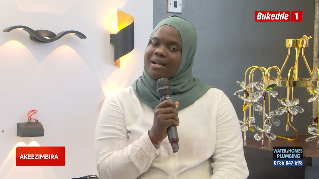 Akeezimbira: Amatala ag'omulember agaliko ensangi zino.