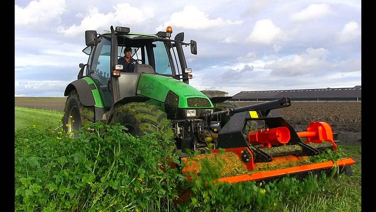 Demonstratie klepelen van gele mosterd met : PERFECT.
