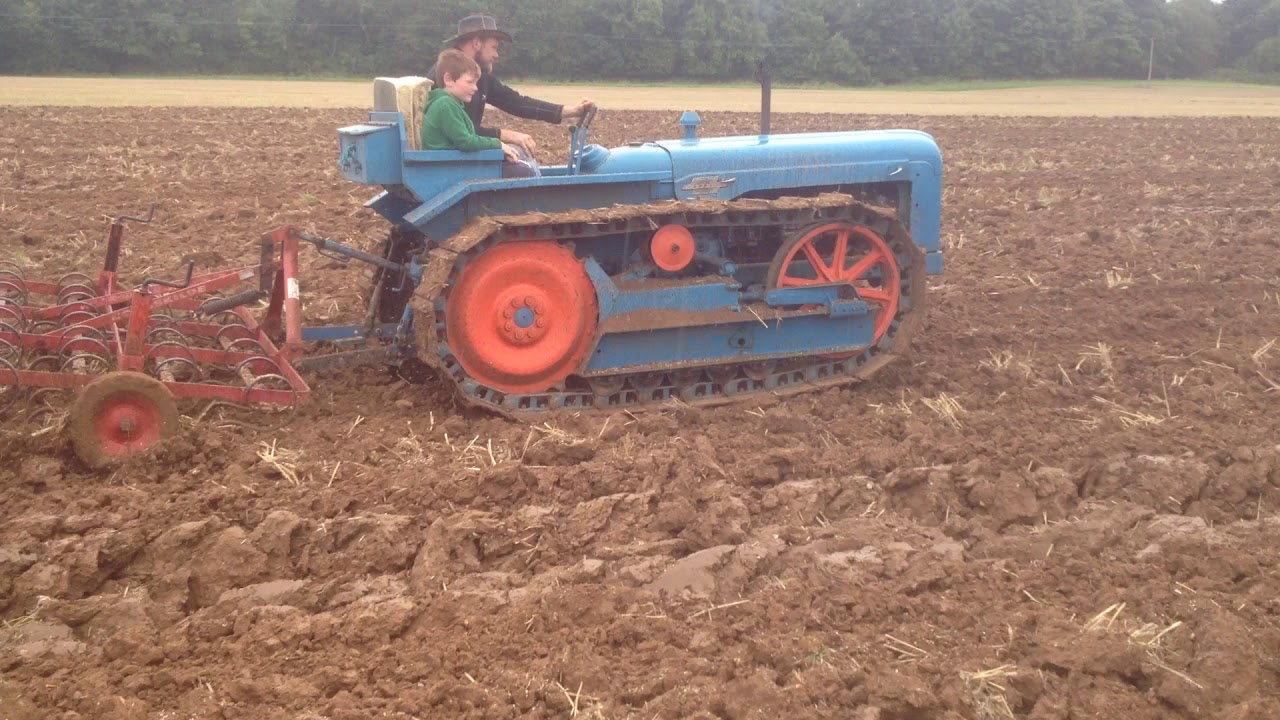 6 cylinder county crawler