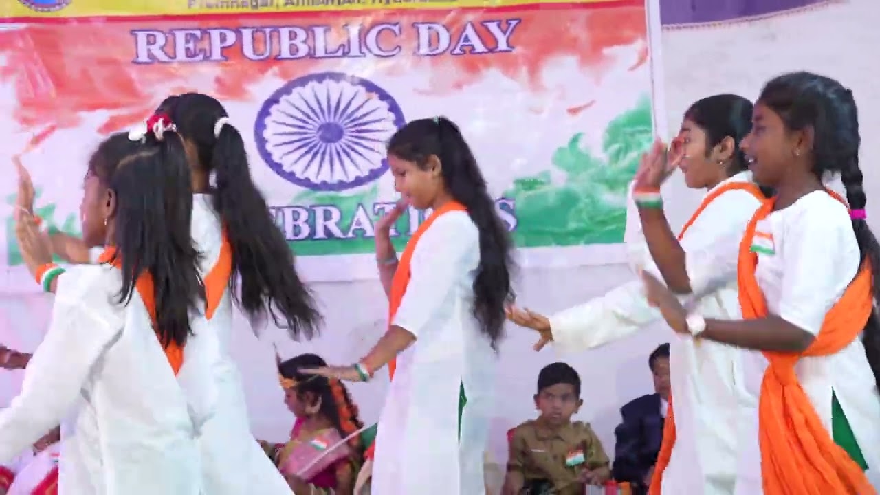 Colors of India! 🇮🇳 | Grade 5 Girls’ Desha Rangeela Dance | Republic Day Special