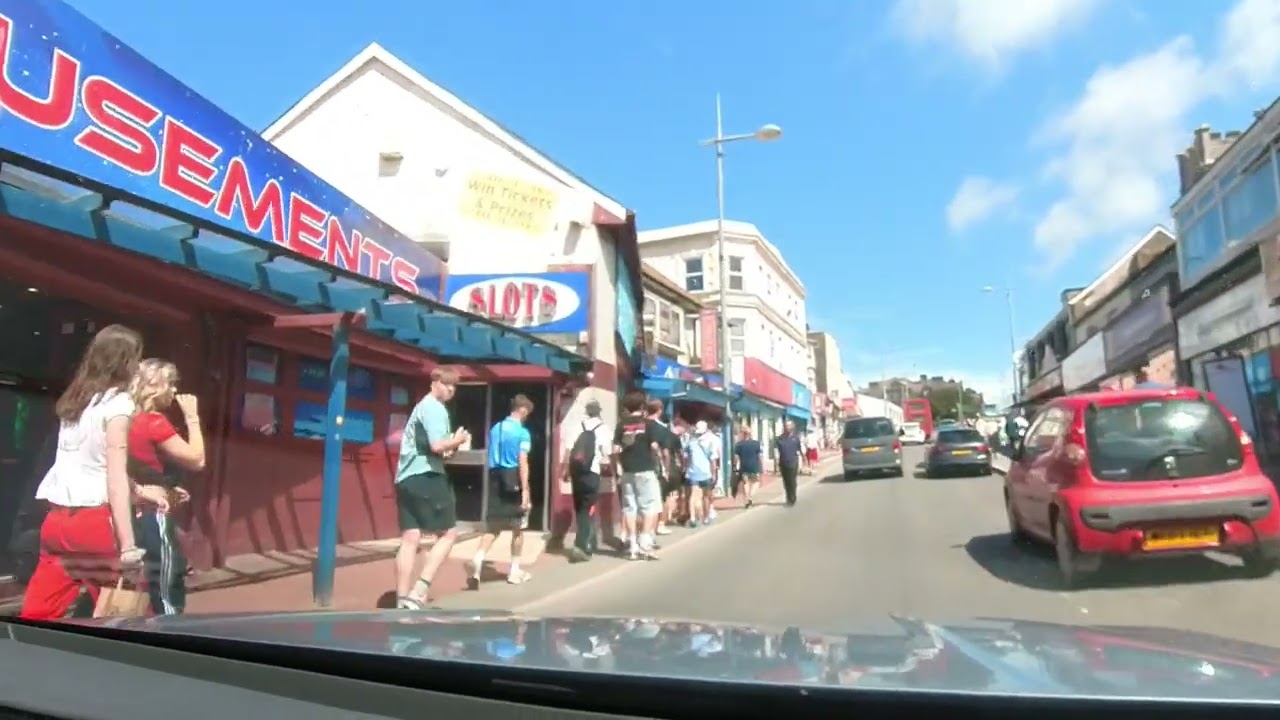 Friday Afternoon Boardmasters drive through Newquay