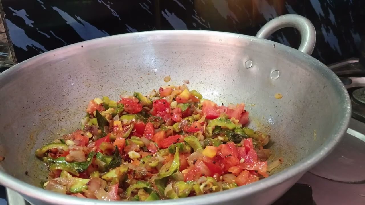 Very tasty 😋 kakarakaya, tomota curry  onces try this recipe #kakarakaya #curry #tomato  #tasty 