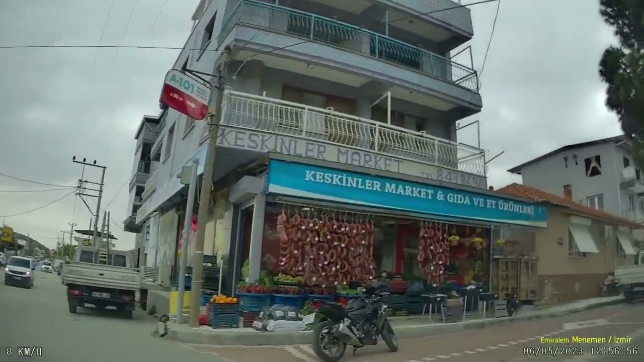 İzmir : Menemen - Emiralem  Yolu ve Merkezi
