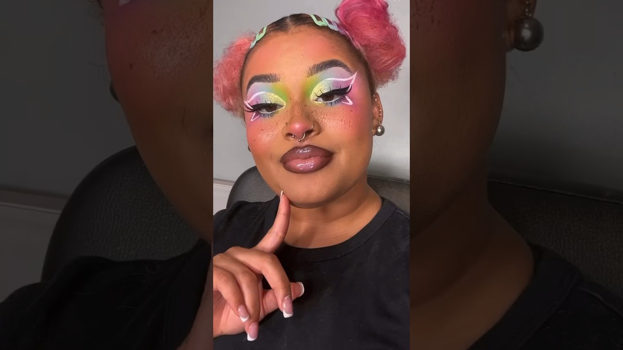 FAIRY MAKEUP🧚🏽&zwj;♂️ #fairy #fairymakeup #halloweenmakeuplook #halloweenmakeup #colorfuleyeshadow