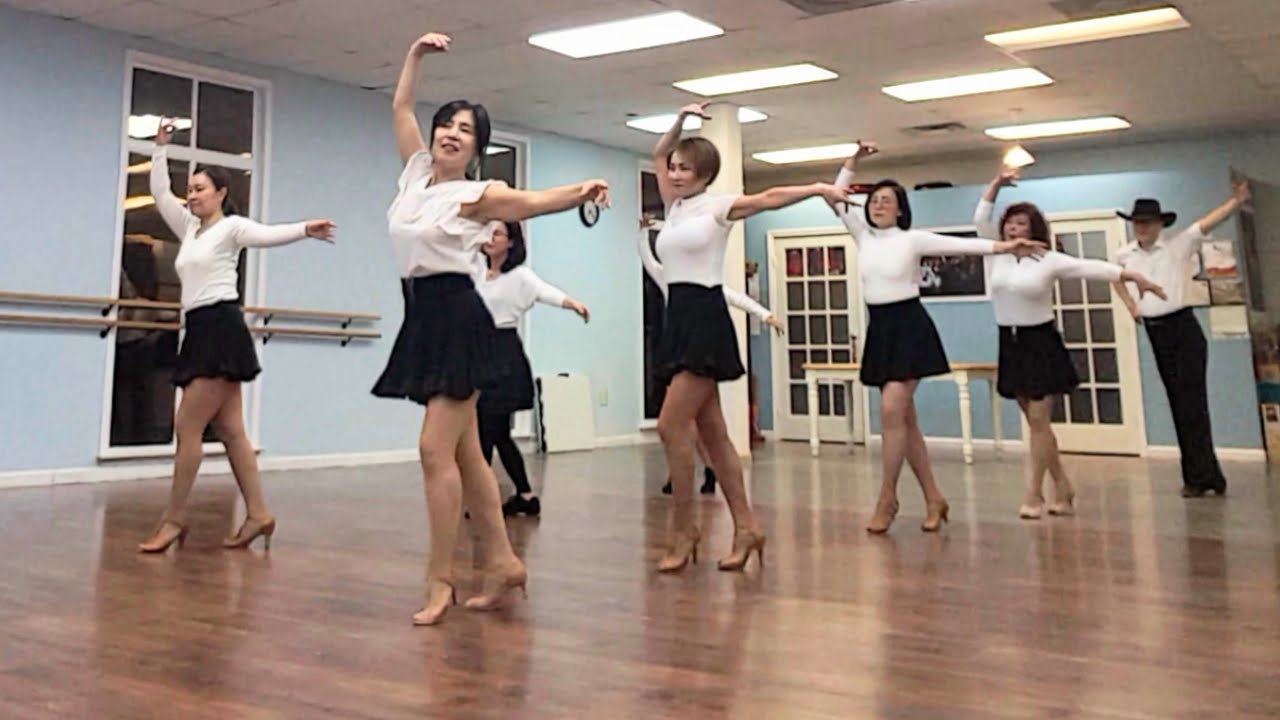 Christmas Waltz/Silver Bells Line Dance
