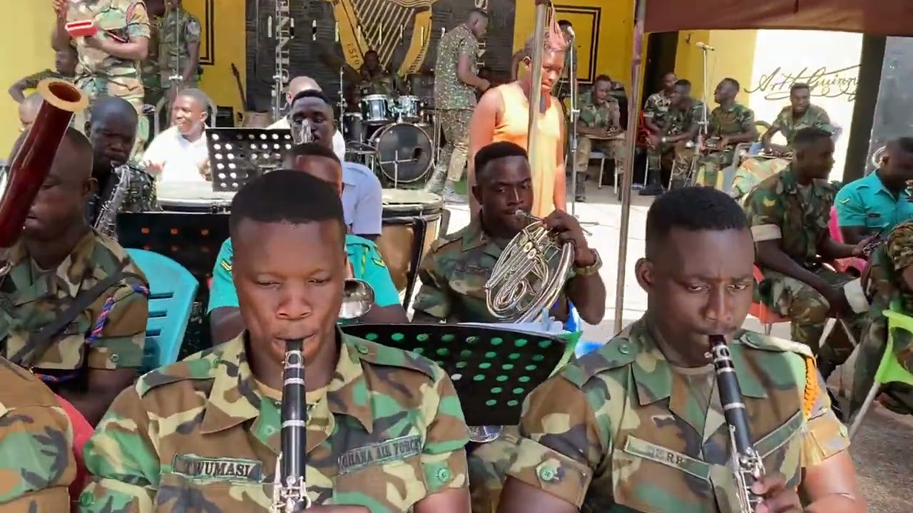 Sweet Military Band Borborbor songs by the Armed Forces Music School Band
