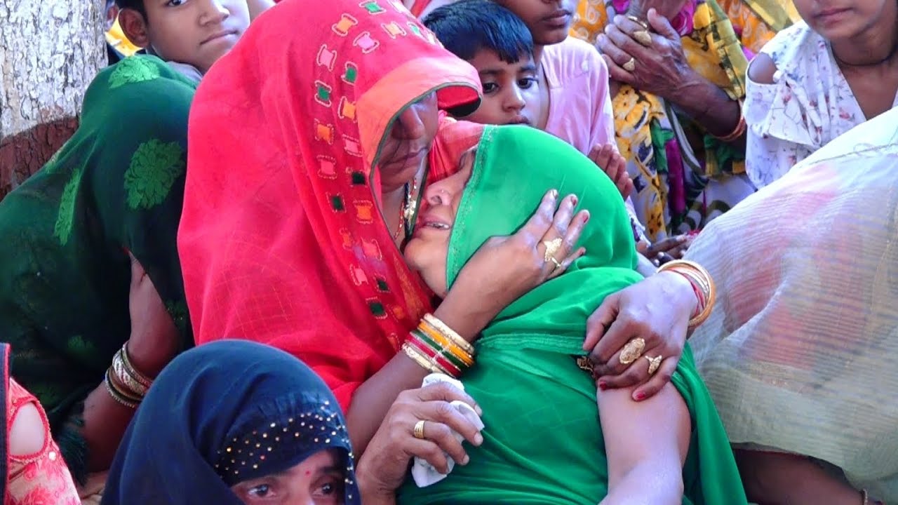 अपने बेटे की याद में ||बीच पंडाल रो रो कर हुआ बुरा हाल || मां की ममता ✓आप भी रो पड़ोगे रामा शास्त्री