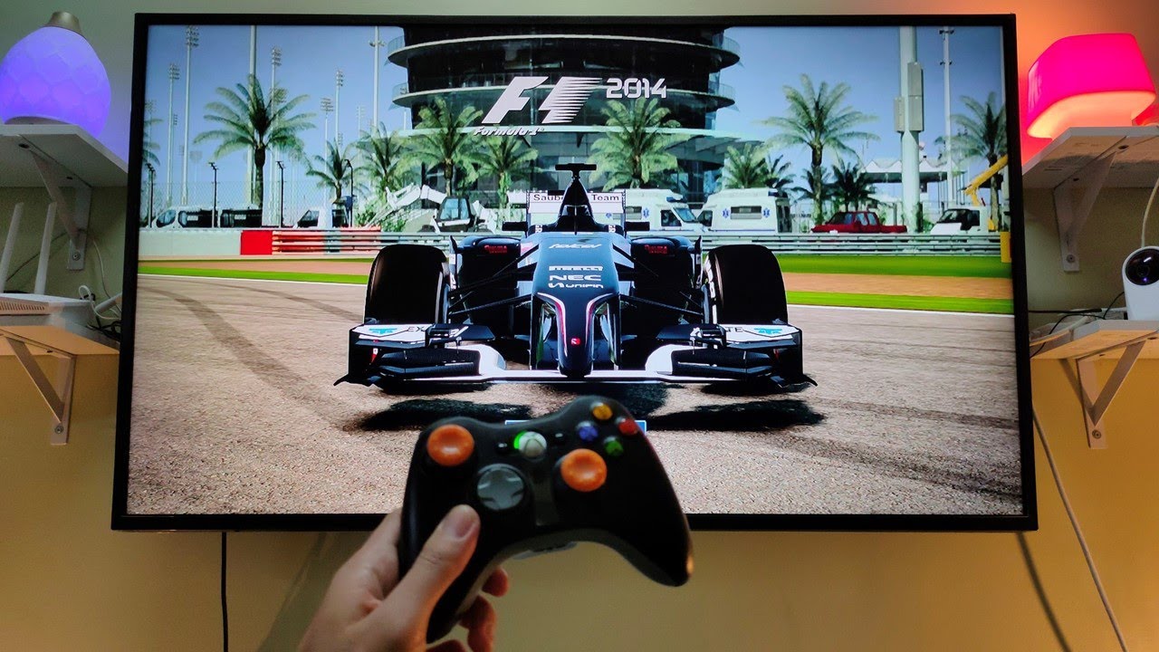 Playing F1 2014 (2014) in 2021 XBOX 360 POV GAMEPLAY