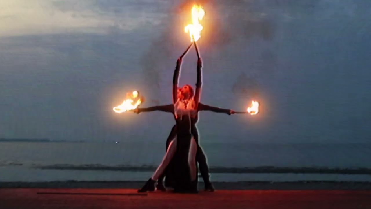 Extravagant Show from MistyFireGirls 👀#tallinn #fireart #tuletants #tuleshow