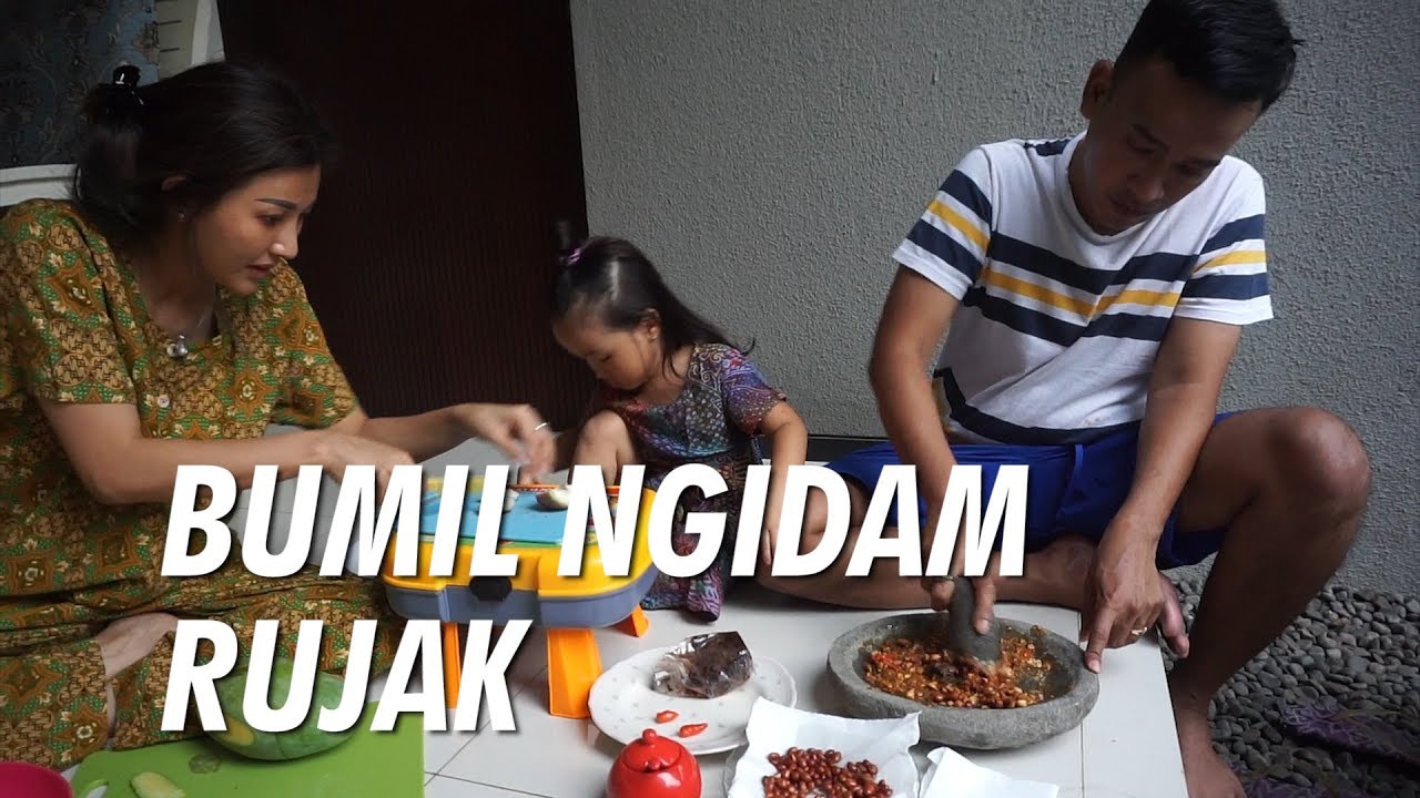 The Onsu Family - Bumil Ngidam Rujak