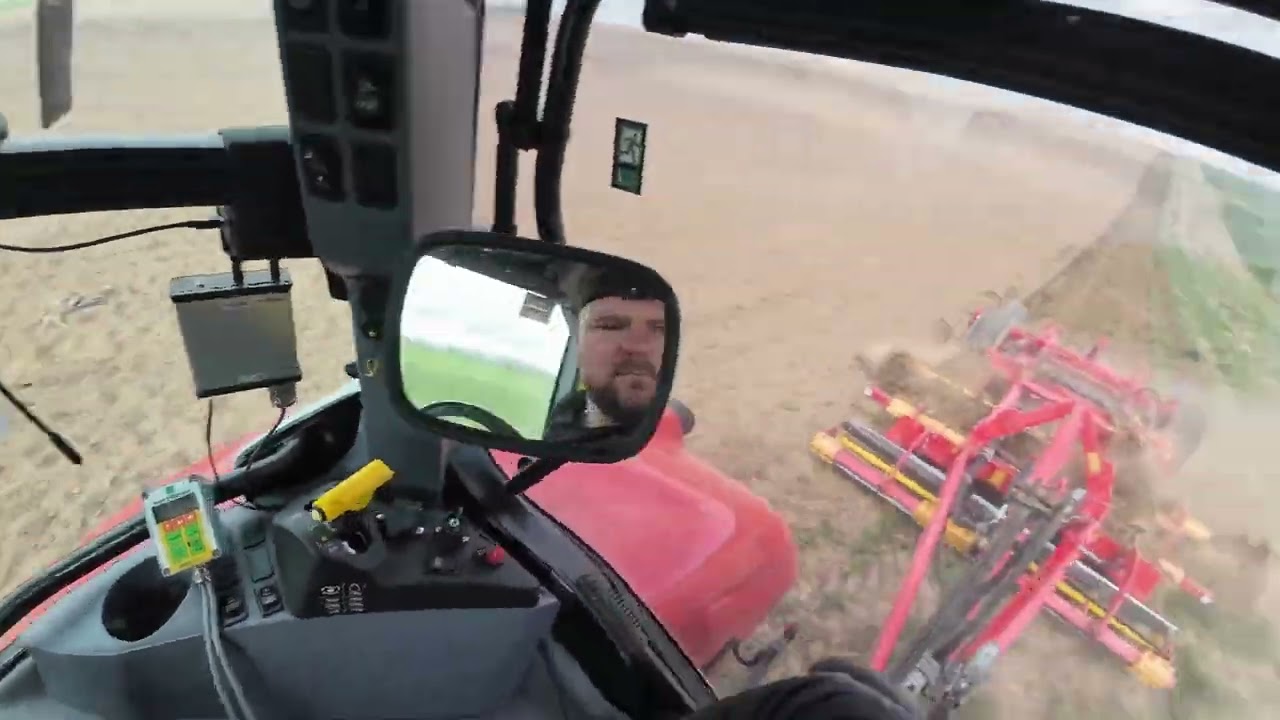 Steyr Impuls 6165 CVT -  Väderstad Carrier (cabview)